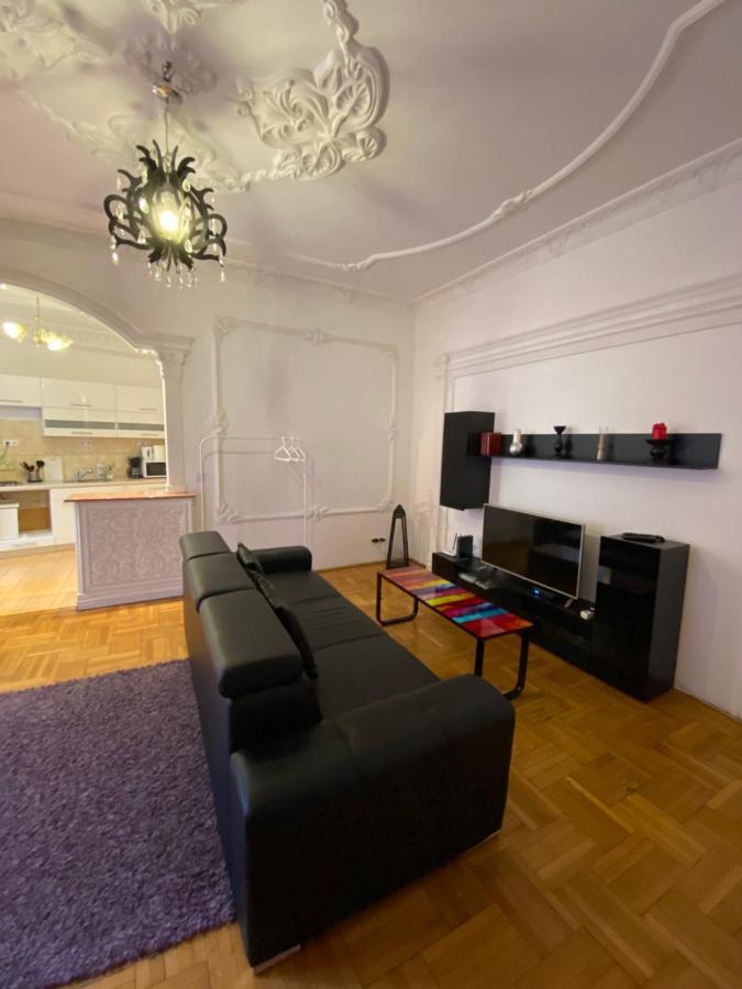 Promenade Guesthouse Near The Danube ブダペスト エクステリア 写真