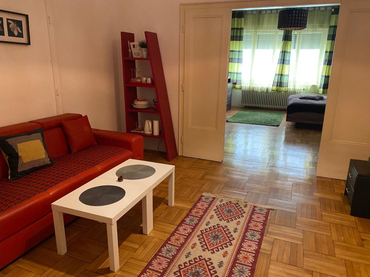 Promenade Guesthouse Near The Danube ブダペスト エクステリア 写真