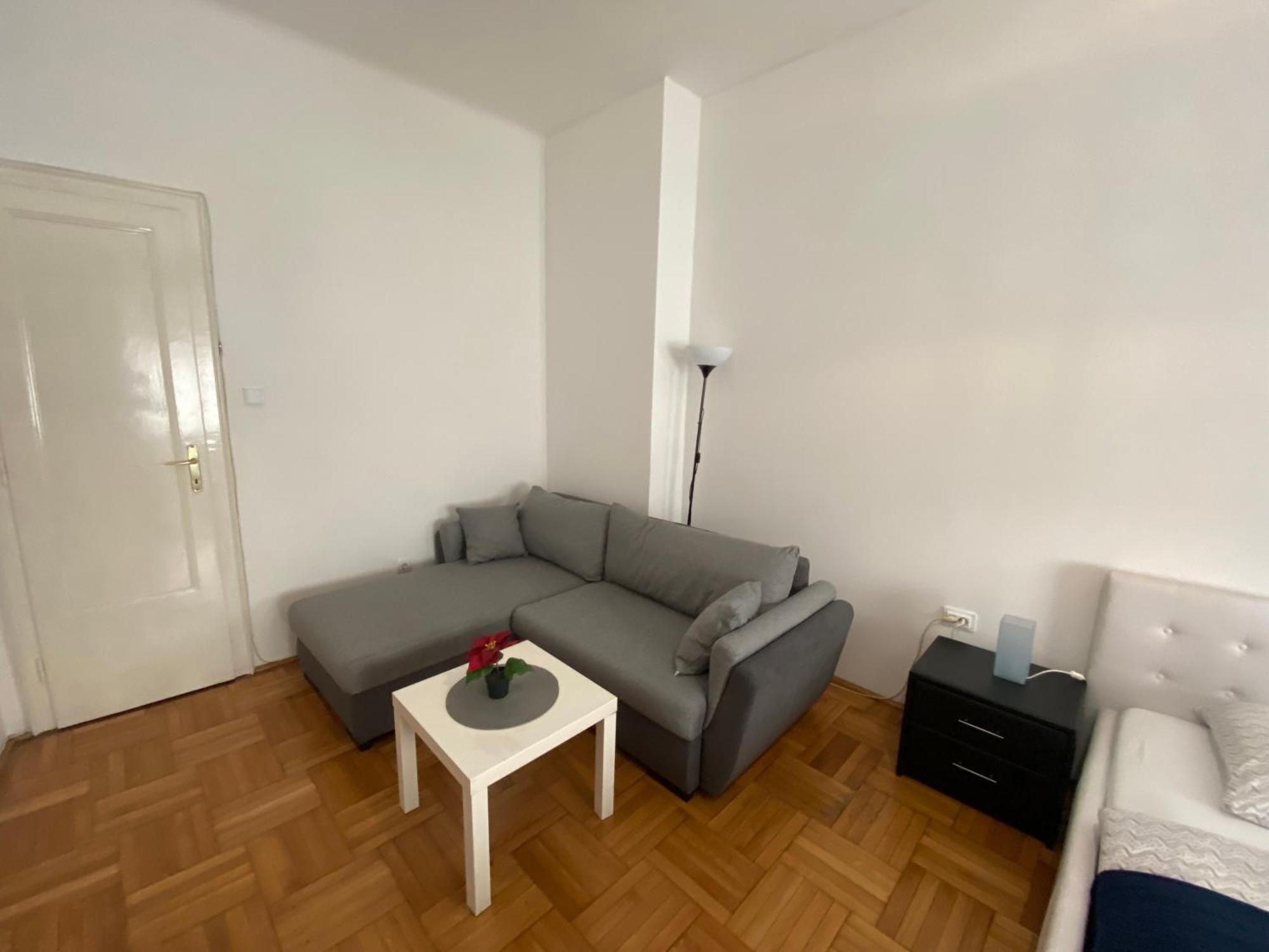 Promenade Guesthouse Near The Danube ブダペスト エクステリア 写真