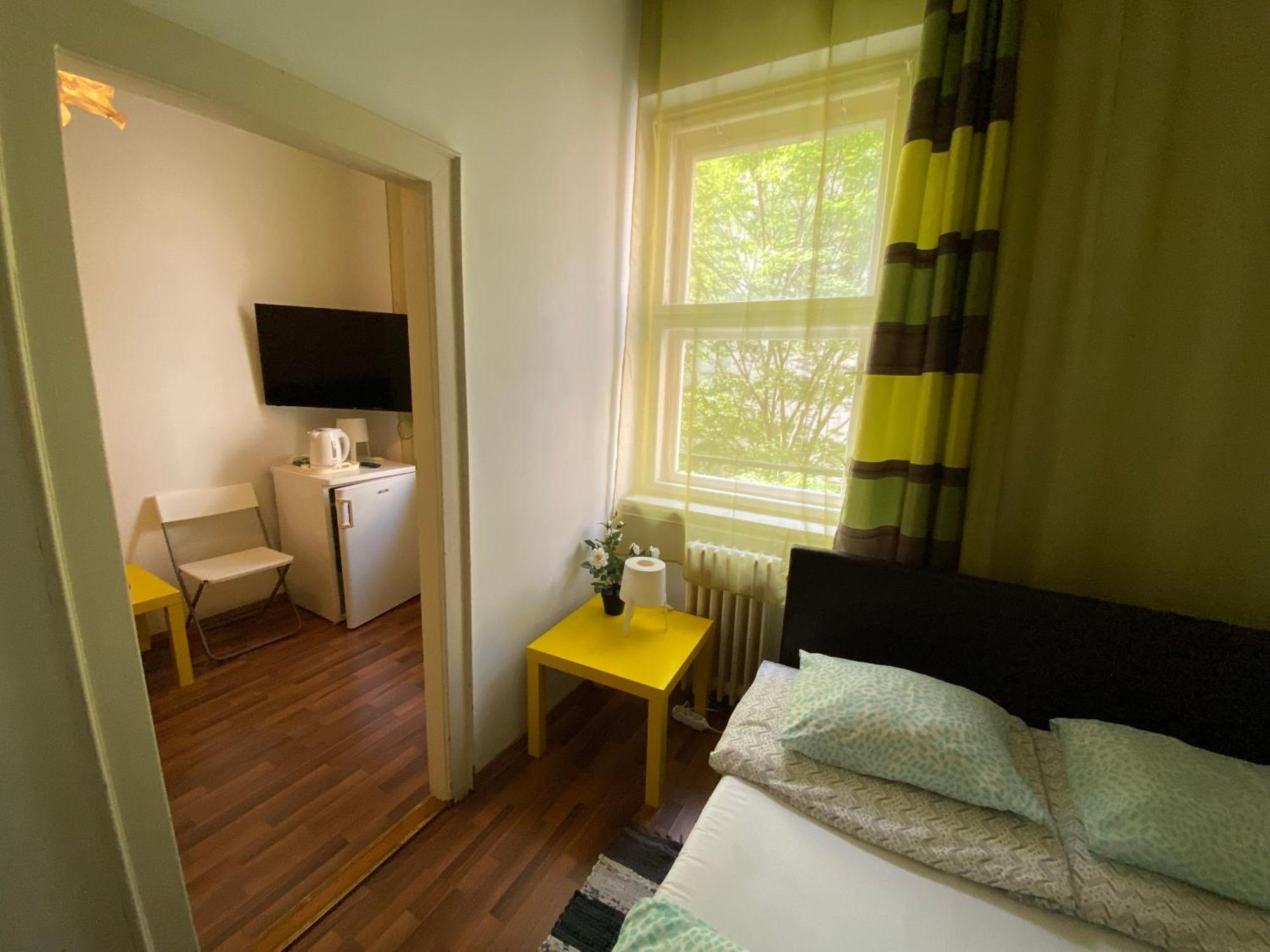 Promenade Guesthouse Near The Danube ブダペスト エクステリア 写真